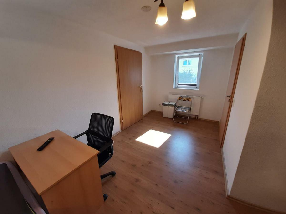 Biberach-Riss-Zimmer-Frei, Einzel-Zimmer Bad Kueche Birkenhard Exteriér fotografie
